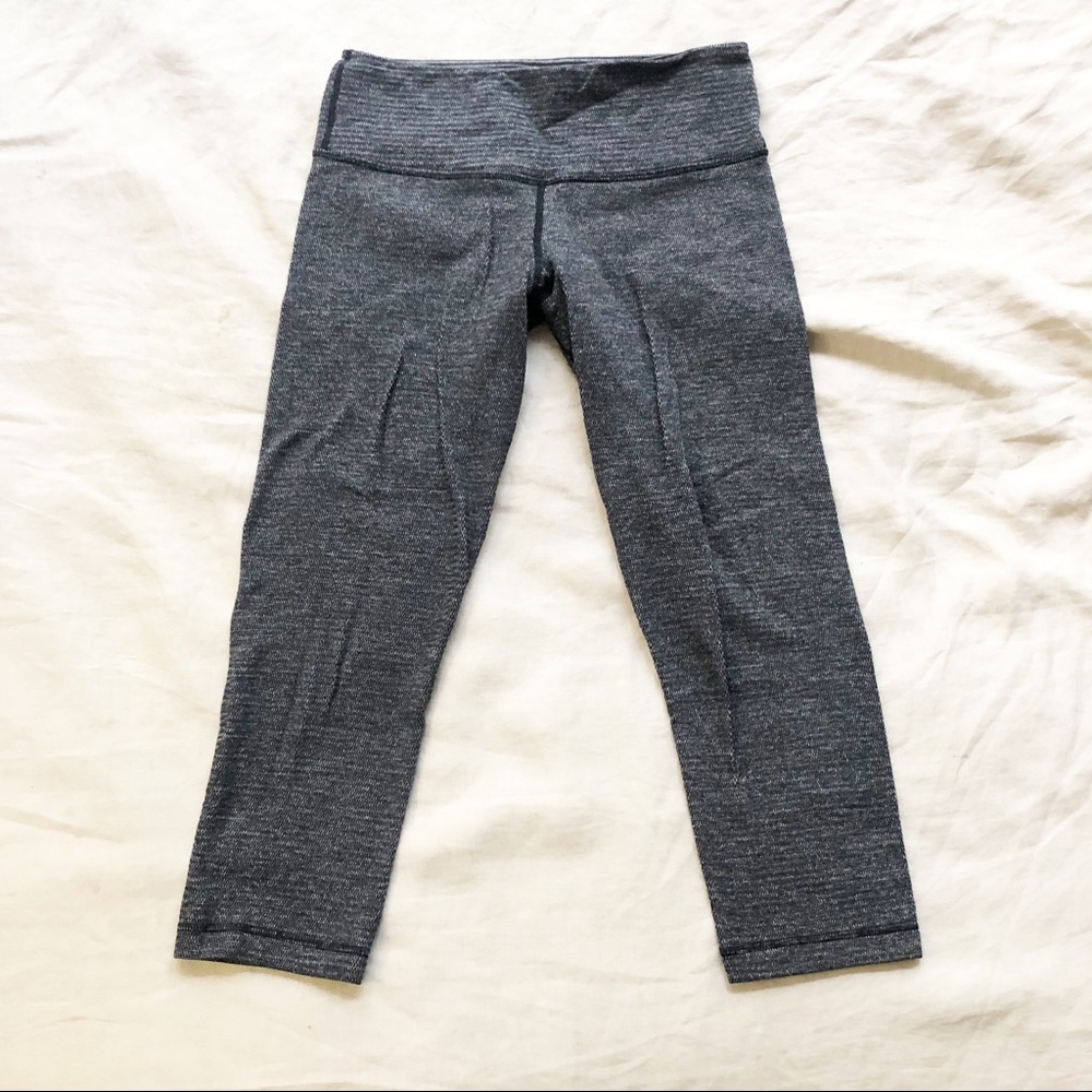 Lululemon Reversible Wunder Under Crops